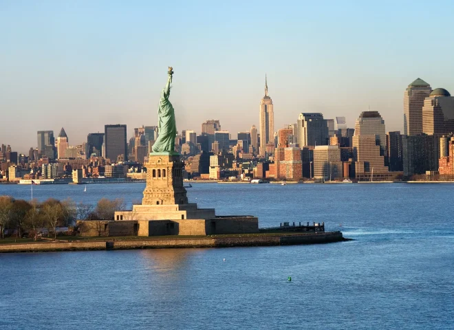 Statue-of-Liberty-Island-New-York-Bay